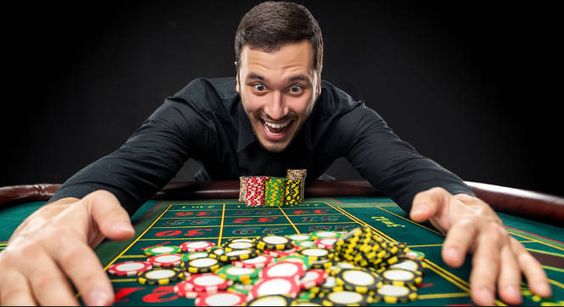 gamers enjoy Go with online baccarat games.